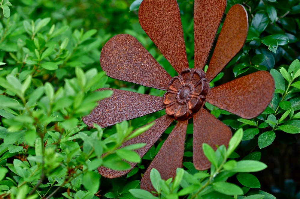 This garden art flower was a gift from a very good friend, who may someday look at my blog
