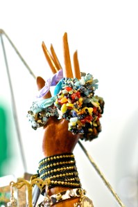 give me a hand please?