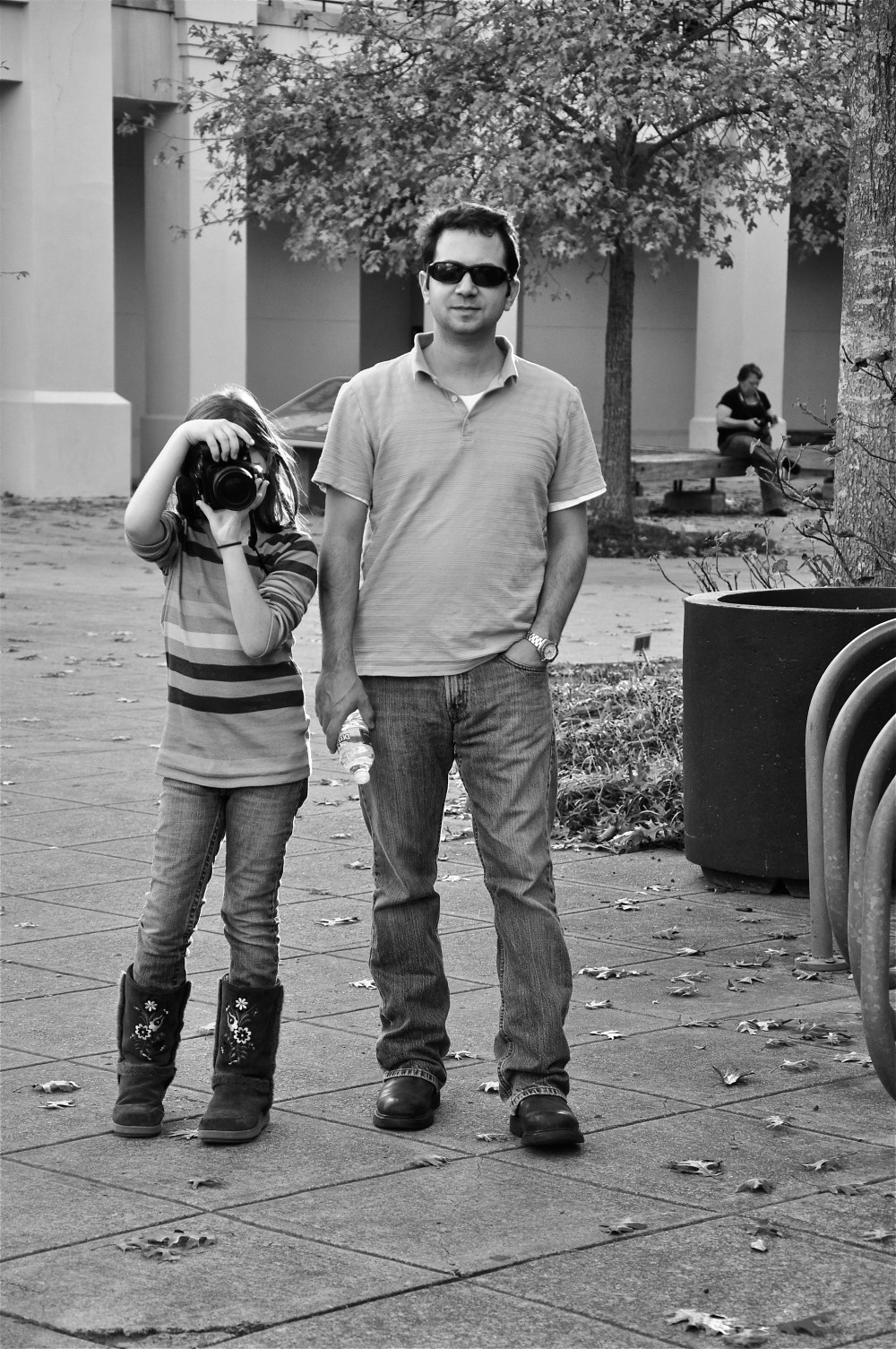 I forgot to include in the b&w post, this father & daughter