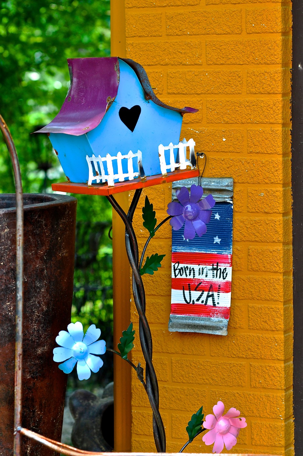 How can anyone be unhappy after looking at this picture?