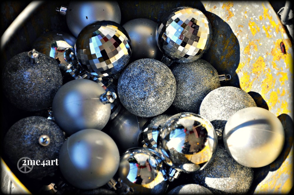 Silver balls, silver balls…soon it will be Christmas time.  These look awesome in the bucket.